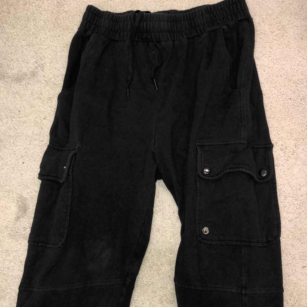 Buffbunny Throw Back Jogger in Black